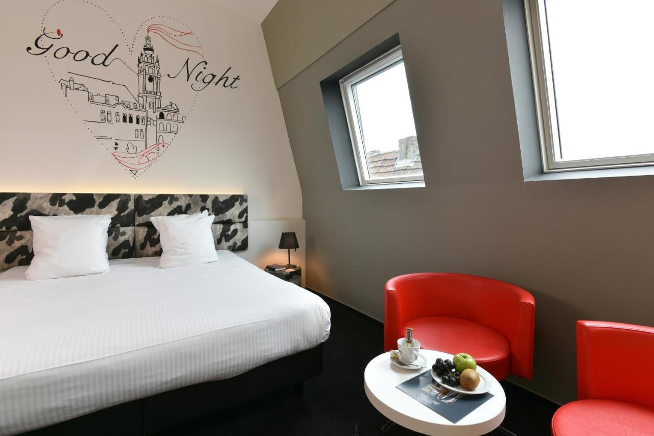 Martin'S Dream Hotel มงส์ ภายนอก รูปภาพ